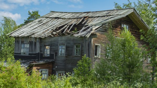 Cottage Demolition in Murphy