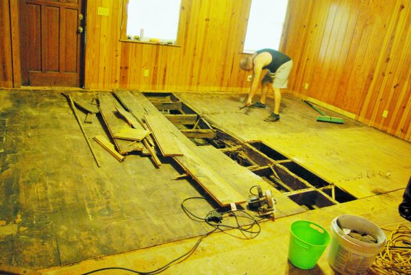 Subfloor Demolition in Murphy